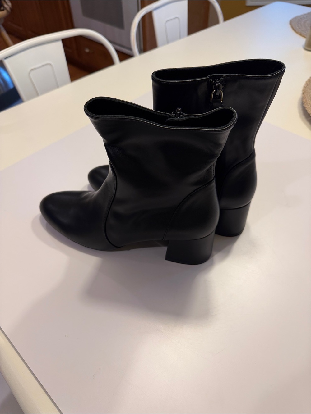 Stuart Weitzman Black Mid-Calf Block Heel Women's Boots Sz 9.  NWOB. Box45